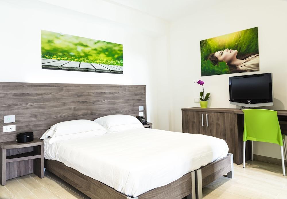 Privilege Apartments Vimercate Esterno foto