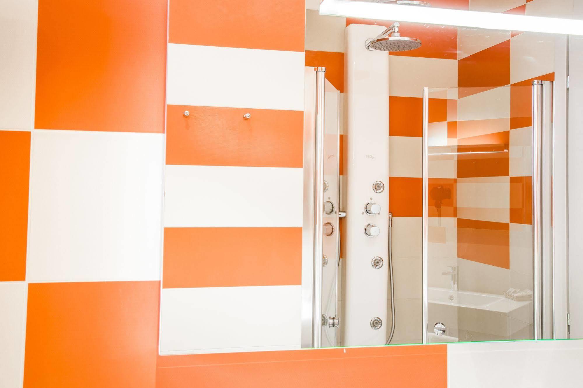 Privilege Apartments Vimercate Esterno foto