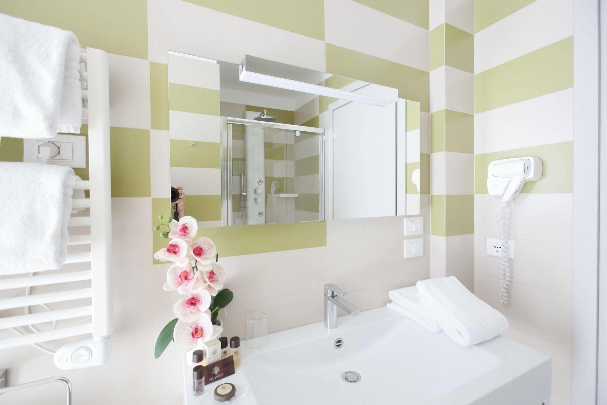 Privilege Apartments Vimercate Esterno foto